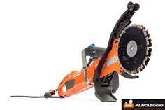 Mototroncatrice automatica - Ideale per tagli interni precisi, con zero emissioni di CO2 per un ambiente più pulito. 
