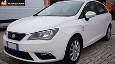 Auto utilitaria con motore 75CV 