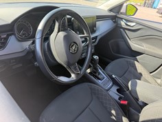 Škoda Scala 5 posti 