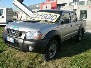 autonoleggio cassonati Pick Up Nissan