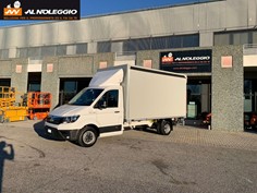 Furgone Man TGE Centinato con Sponda laterale aperta - Noleggio 