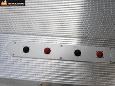 Furgone Nissan NT400 container sponda - Dettaglio della sponda e accessori 