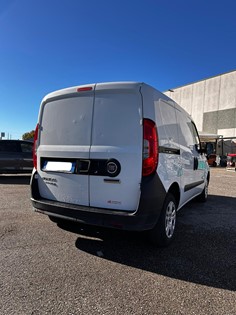 fiat doblo posteriore 