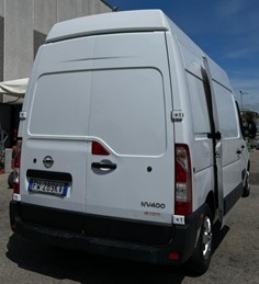 Furgone a noleggio 