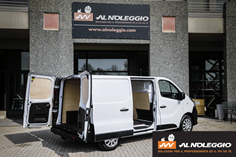 NV 300 con larghezza vano di carico 1,60 mt 