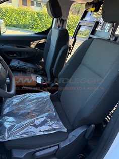 Dimensioni Opel Combo: lunghezza 4,753 m e larghezza 1,848 m 