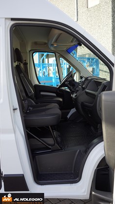 Opel Movano - Porta laterale e altezza 