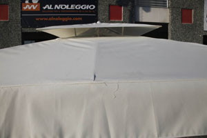 Ombrellone palo laterale 3m x 3m 