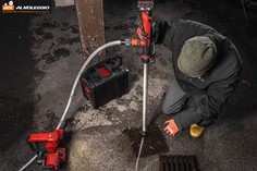 Pompa ad immersione per acque scure con peso di 1,5 kg 