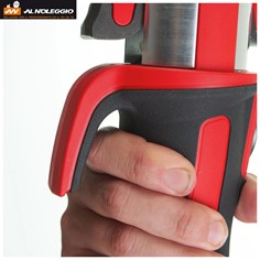 Pressatrice con capacità su metallo fino a 108 mm e plastica fino a 110 mm, peso 2.9 kg con batteria 
