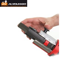 Pressatrice con motore Brushless, forza 32 kN, elettronica intelligente e batteria Li-ion 18V 
