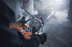 Robot da demolizione certificato da enti terzi per EMC e direttiva EU 