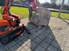 Robot demolizione con radiocomando intuitivo a lungo raggio fino a 300 metri 