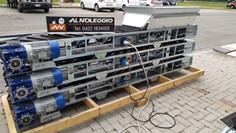 Nastro trasportatore 3 metri - Tappeti in gomma lisci o listellati a V 