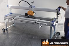 Tagliapiastrelle a Noleggio - Udine e Dintorni Affitta una tagliapiastrelle a Udine. Taglia piastrelle e materiali duri con precisione.