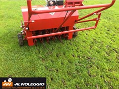 Carotatrice compatta con interruttore di sicurezza e leve di comando 