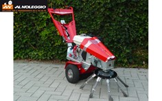 Spazzola a motore con protezione - Vista laterale destra 