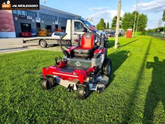 Rasaerba a batteria professionale - Pacco batteria da 82V e autonomia di 6 ore 