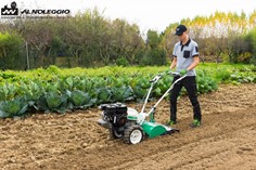 Motocoltivatore leggero per orto e giardino 