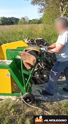 Banco motore elettrico con sega circolare - Dettaglio comando elettrico e lama 