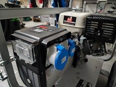 Generatore di corrente 6 kW ideale per cantieri, eventi e lavori all’aperto 