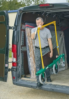 Carrello Robusto per il Cantiere - Noleggio a Treviso Affida il noleggio del carrello robusto per il cantiere a Treviso. Versatile e facile da maneggiare, ottimizza l'efficienza nei tuoi progetti edili.