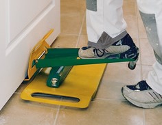 Controllo e Revisione Criquet a Treviso - Mantieni la Tua Porta in Perfette Condizioni A Treviso, offriamo servizi di controllo e revisione Criquet. Mantieni la tua porta in perfette condizioni grazie alla nostra competenza e alla precisione dei nostri servizi.