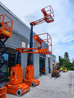 Piattaforma semovente a colonna M0810JE - Dettaglio della piattaforma 