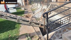 Nastro trasportatore con altezza telaio di 0,22 metri e peso 112 kg 