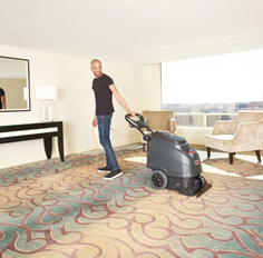 Lavamoquette per hotel e uffici con elevata capacità di aspirazione 
