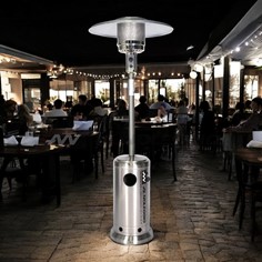 Fungo a gas con base stabile e altezza totale di 220 cm 